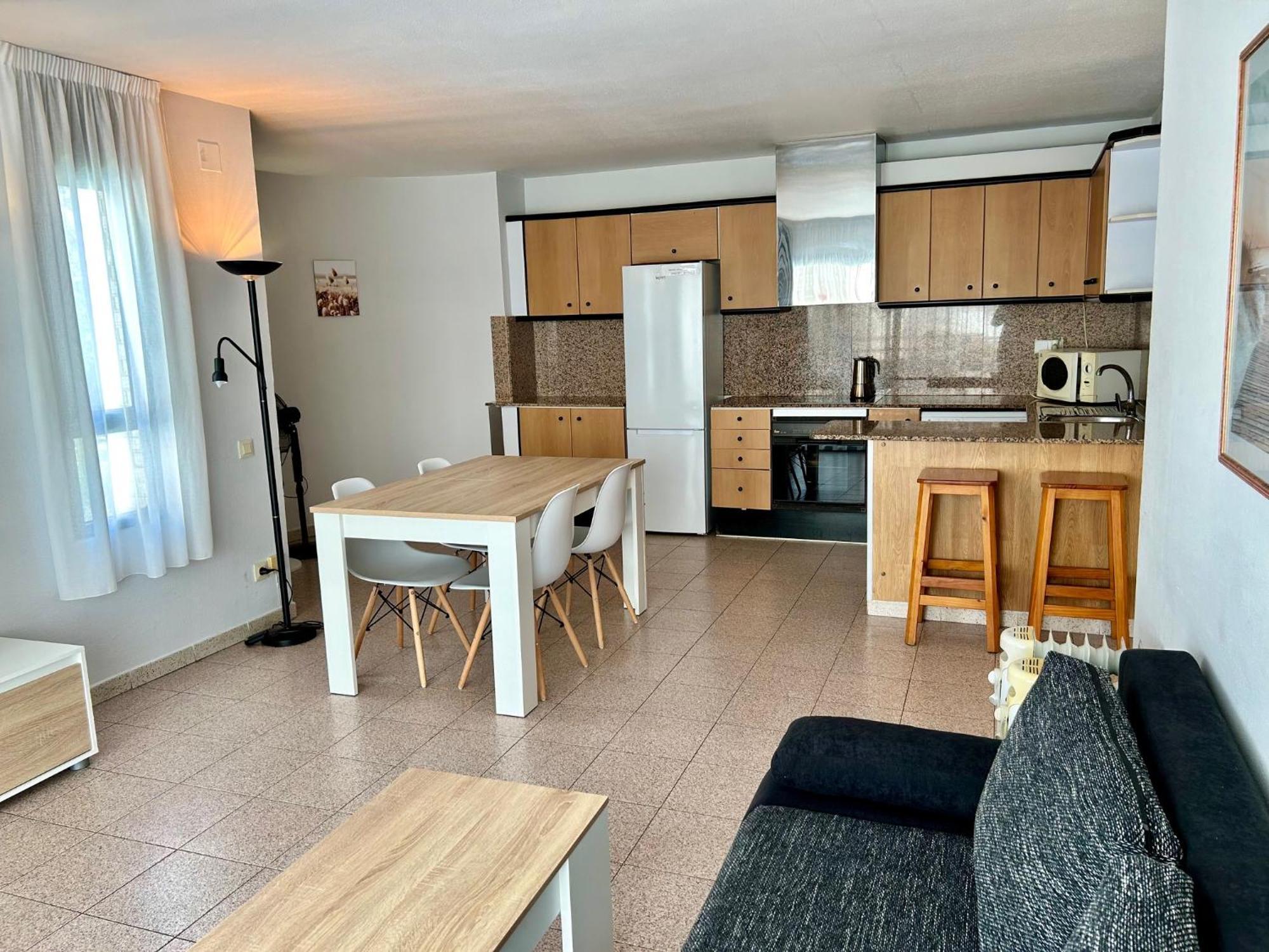 Apartamentos Aventura Салоу Екстер'єр фото