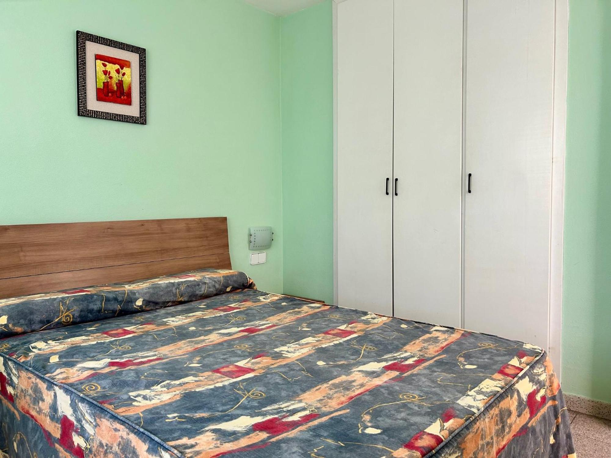 Apartamentos Aventura Салоу Екстер'єр фото